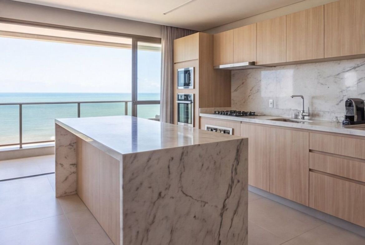 Apartamento à beira-mar em Boa Viagem com 3 suítes — cozinha