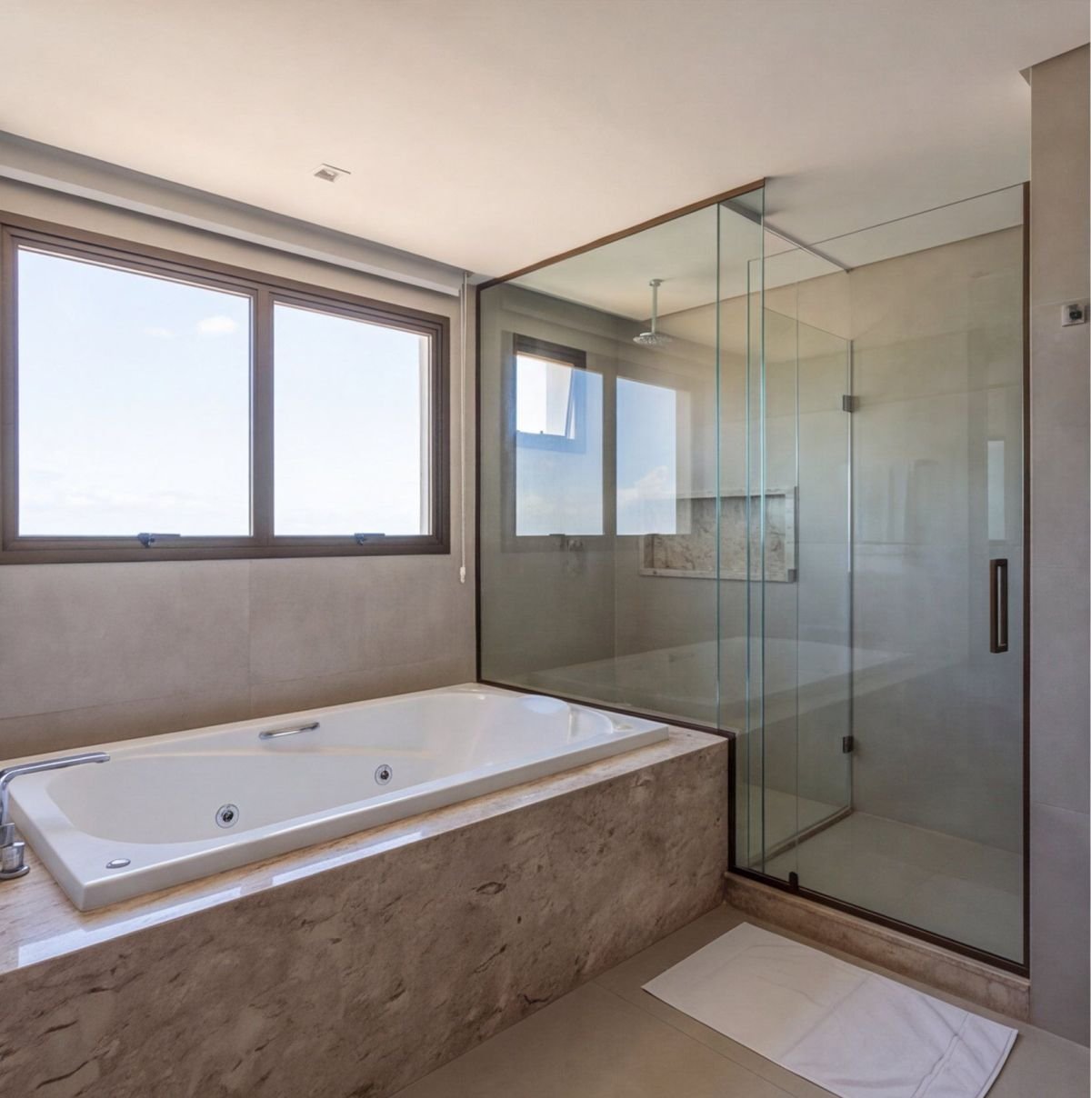 Apartamento à beira-mar em Boa Viagem com 3 suítes — banheiro