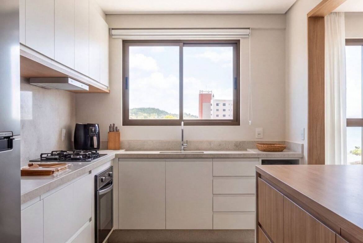 Apartamento em Candeias de frente para a praia — cozinha