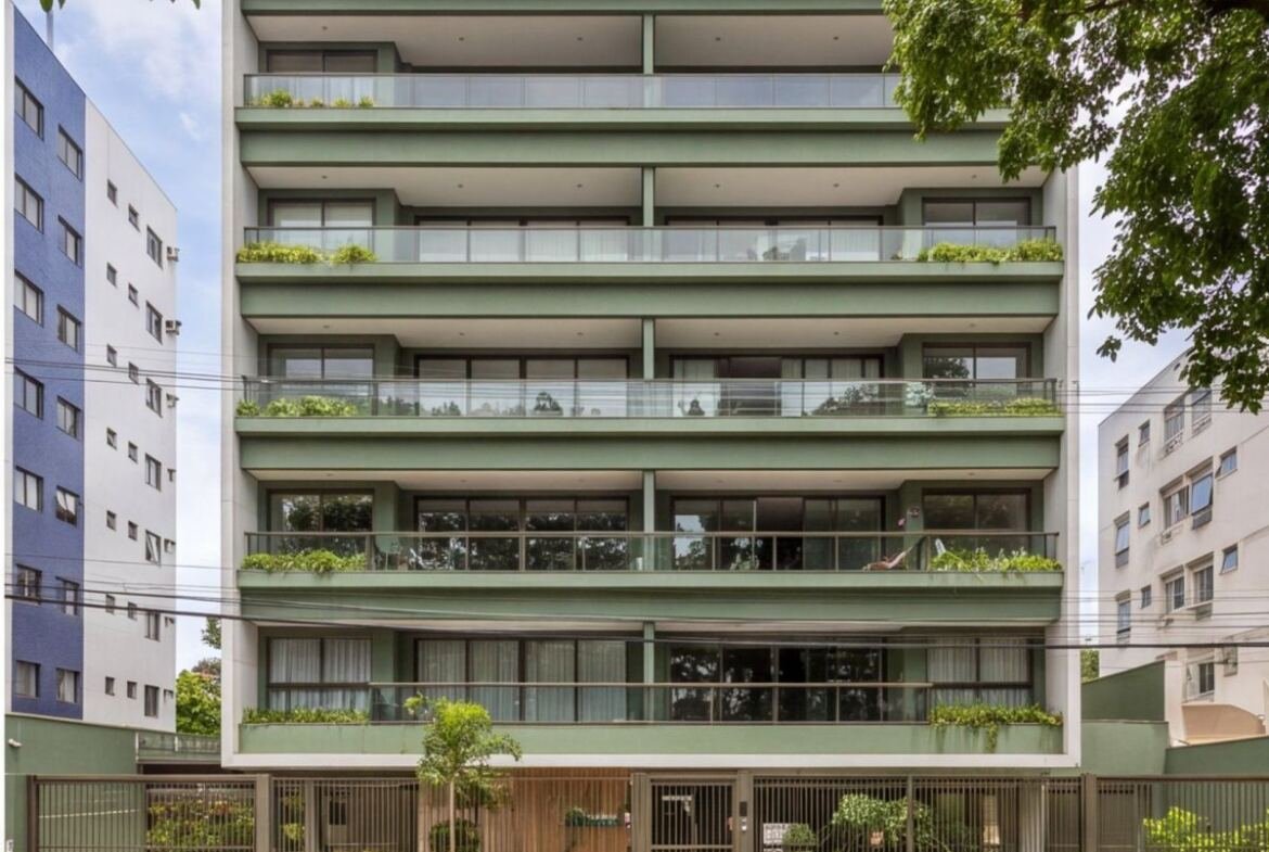 Apartamento em Casa Forte de frente para a praça — fachada