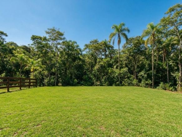 Terreno com projeto aprovado em Três Carneiros