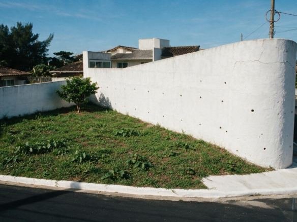 Terreno na Enseada dos Corais a duas quadras do mar